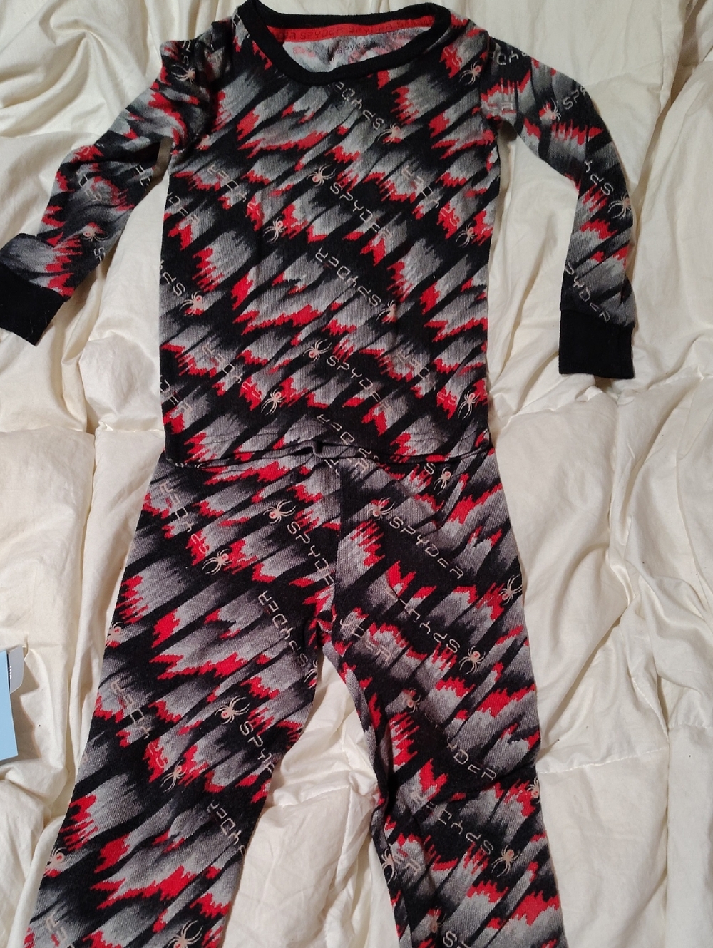 Spyder Kids Black, Red & Gray Pajama Set